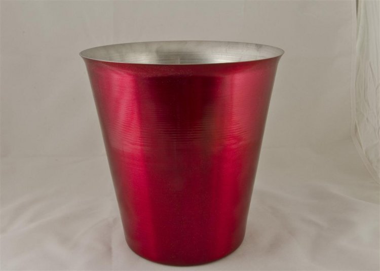 Ice Bucket, Red. 7 Pints. - Click Image to Close